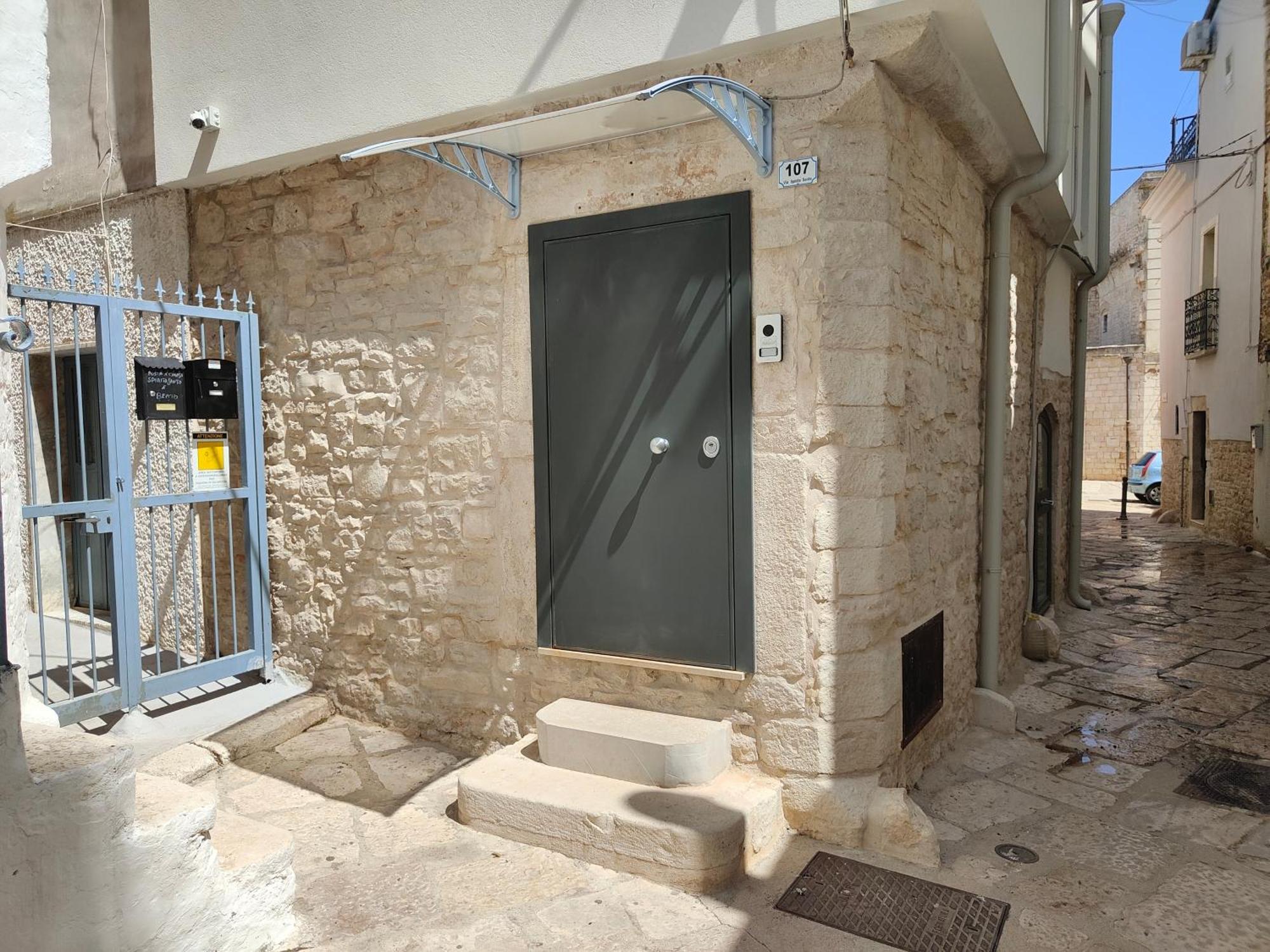 Вілла Vicolo 107 Sannicandro di Bari Екстер'єр фото